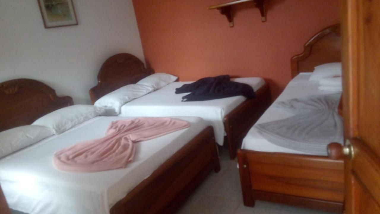 חרדין Hotel Barajas מראה חיצוני תמונה