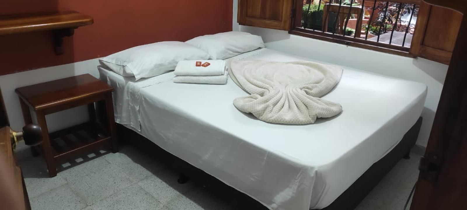 חרדין Hotel Barajas מראה חיצוני תמונה
